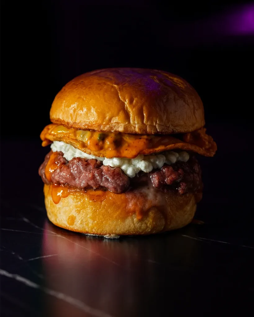 EL CUATE BURGER